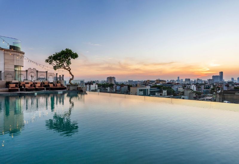 Vẻ đẹp bể bơi vô cực