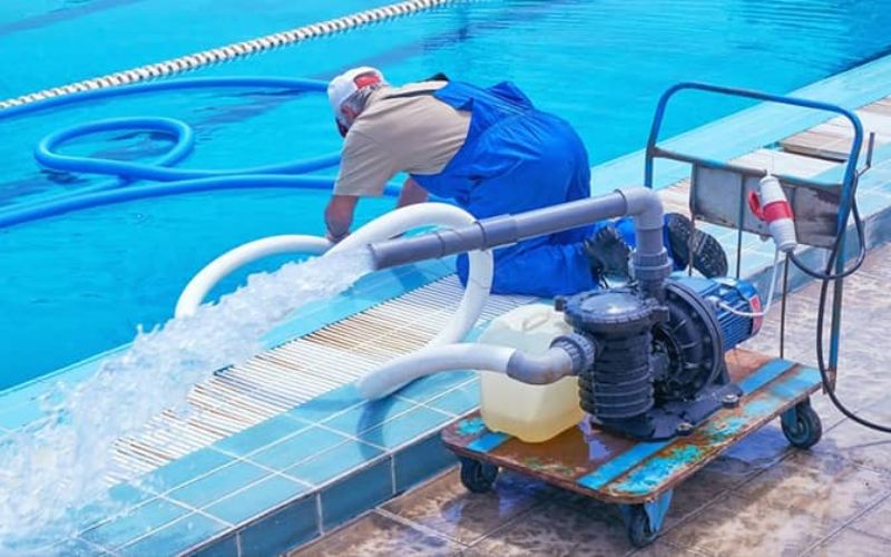 Duy trì chất lượng nước bể bơi