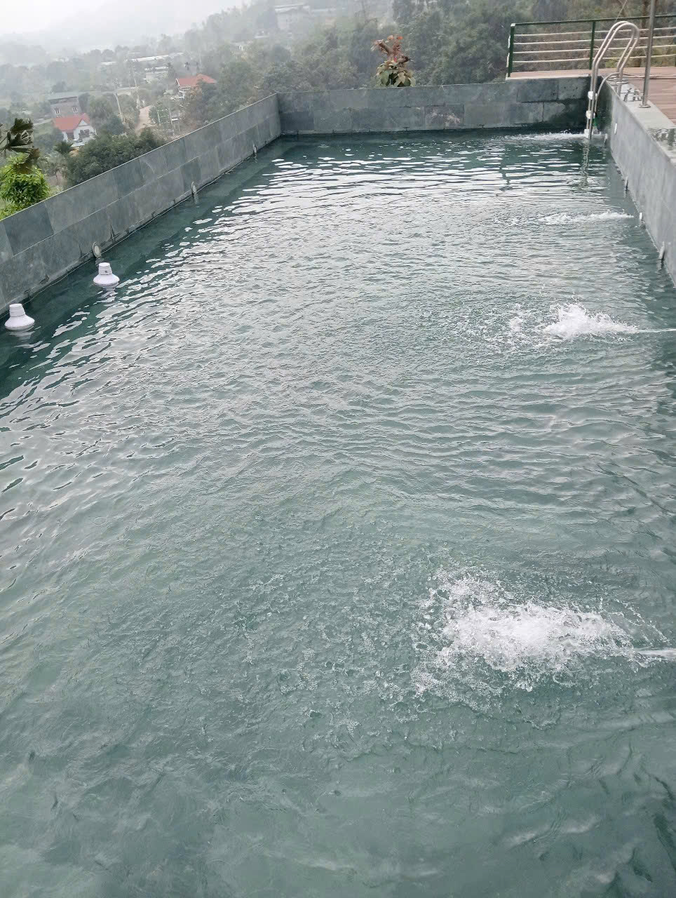 Bể bơi hoàn thiện Tiến Xuân 