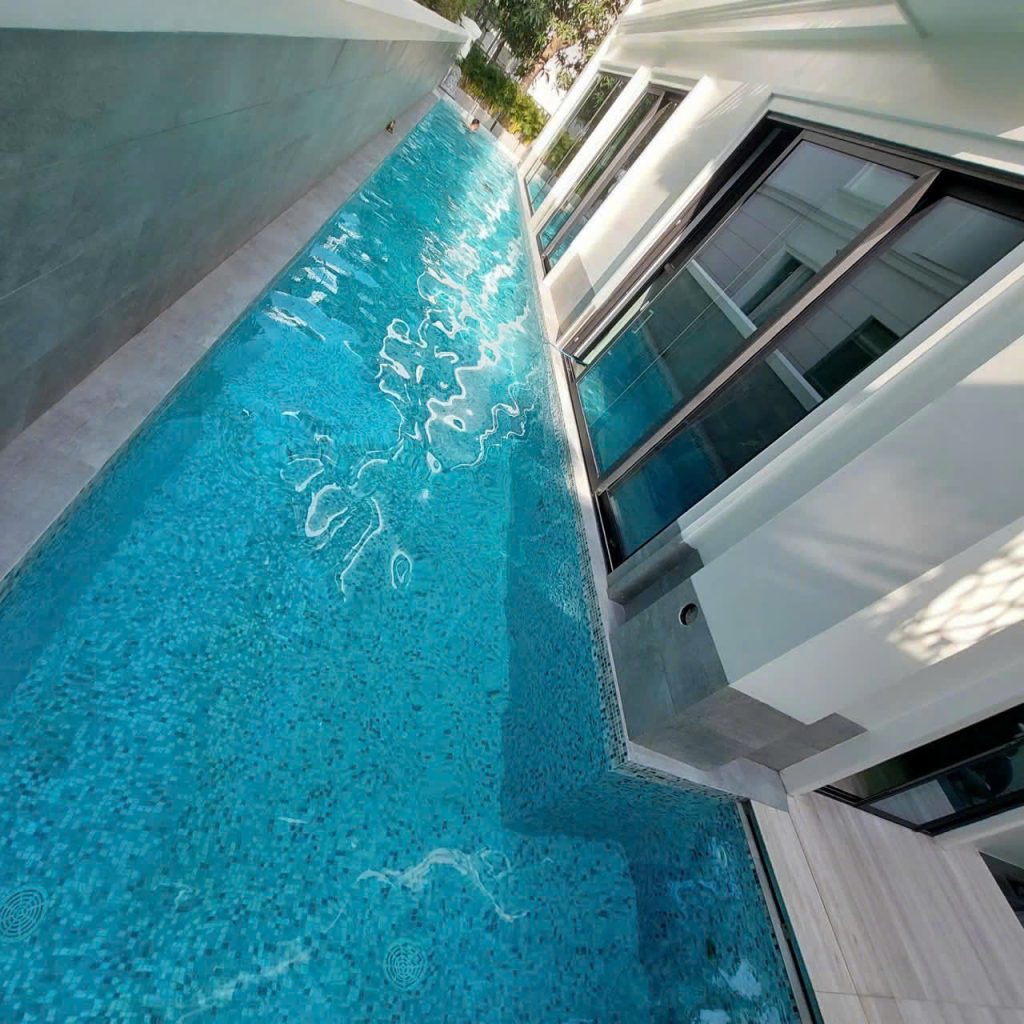 Bể bơi Vinhomes Green Bay 