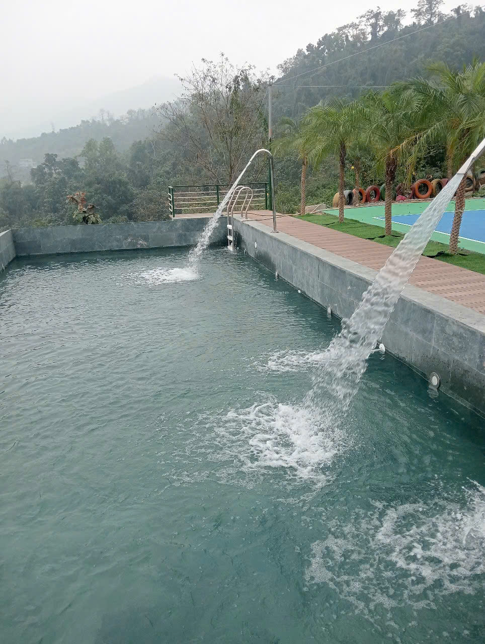 Bể bơi Anh Tiến Tiến Xuân