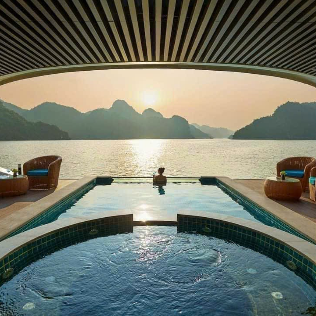 Thi công bể bơi Capella